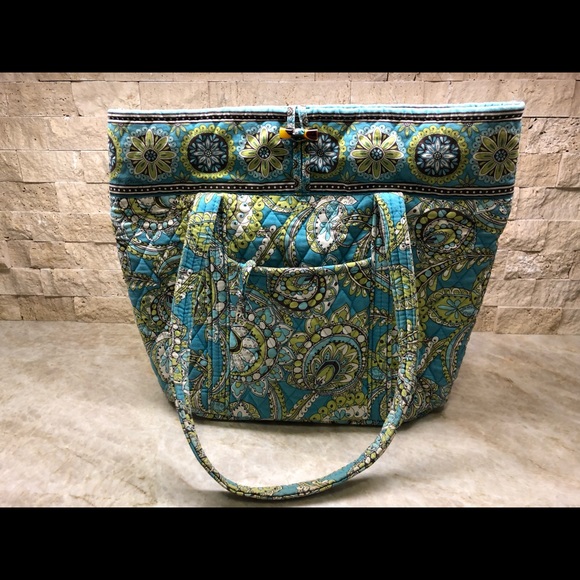 Vera Bradley Tote - Picture 1 of 8